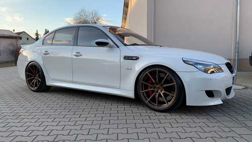 BMW M5 E60